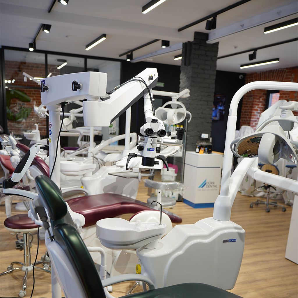Демонстрационный зал стоматологического оборудования и стоматологических установок в Москве_1.jpg