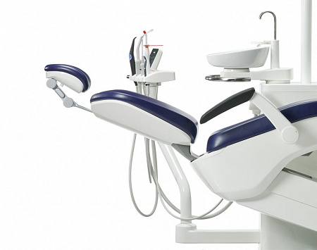 FONA 2000 L - стоматологическая установка с нижней подачей инструментов