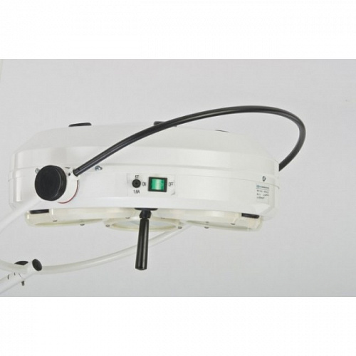 Армед L735 - хирургический потолочный светильник
