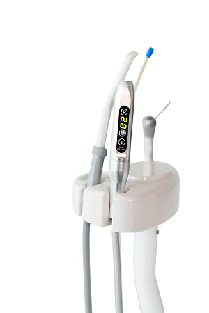 Dental League DL920 – стоматологическая установка с нижней подачей